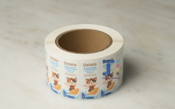 Superficie Brillante Matte Etiquetas de Rollos Kraft acabadas Etiquetas de papel artesanal OEM